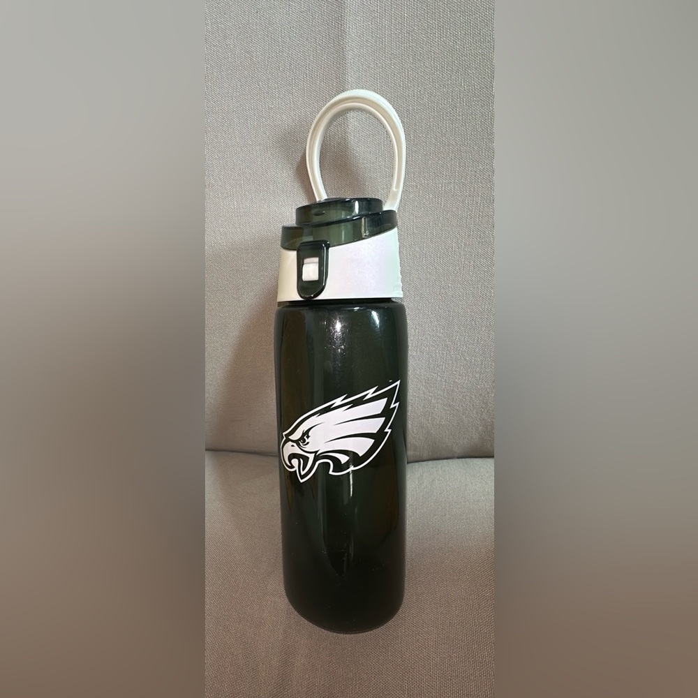 Go Birds 🦅 NFL PHILADELPHIA EAGLES Football Water Bottle Tritan Eastman BPA FREE